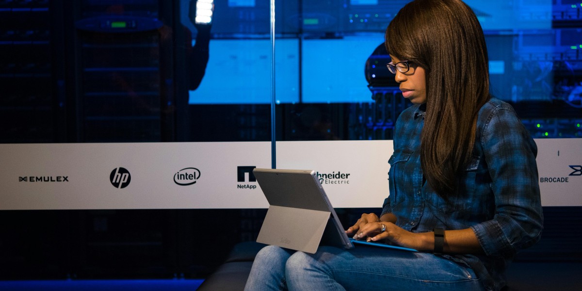 Cloud-Dienste 2025: Einsatz vor allem in großen Unternehmen und der IT-Branche Cloud-Dienste 2025: Einsatz vor allem in großen Unternehmen und der IT-Branche